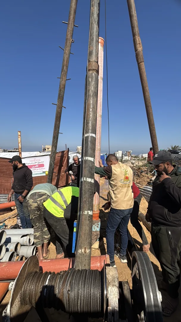 آبار العطاء: تدفق يحيي الأثر